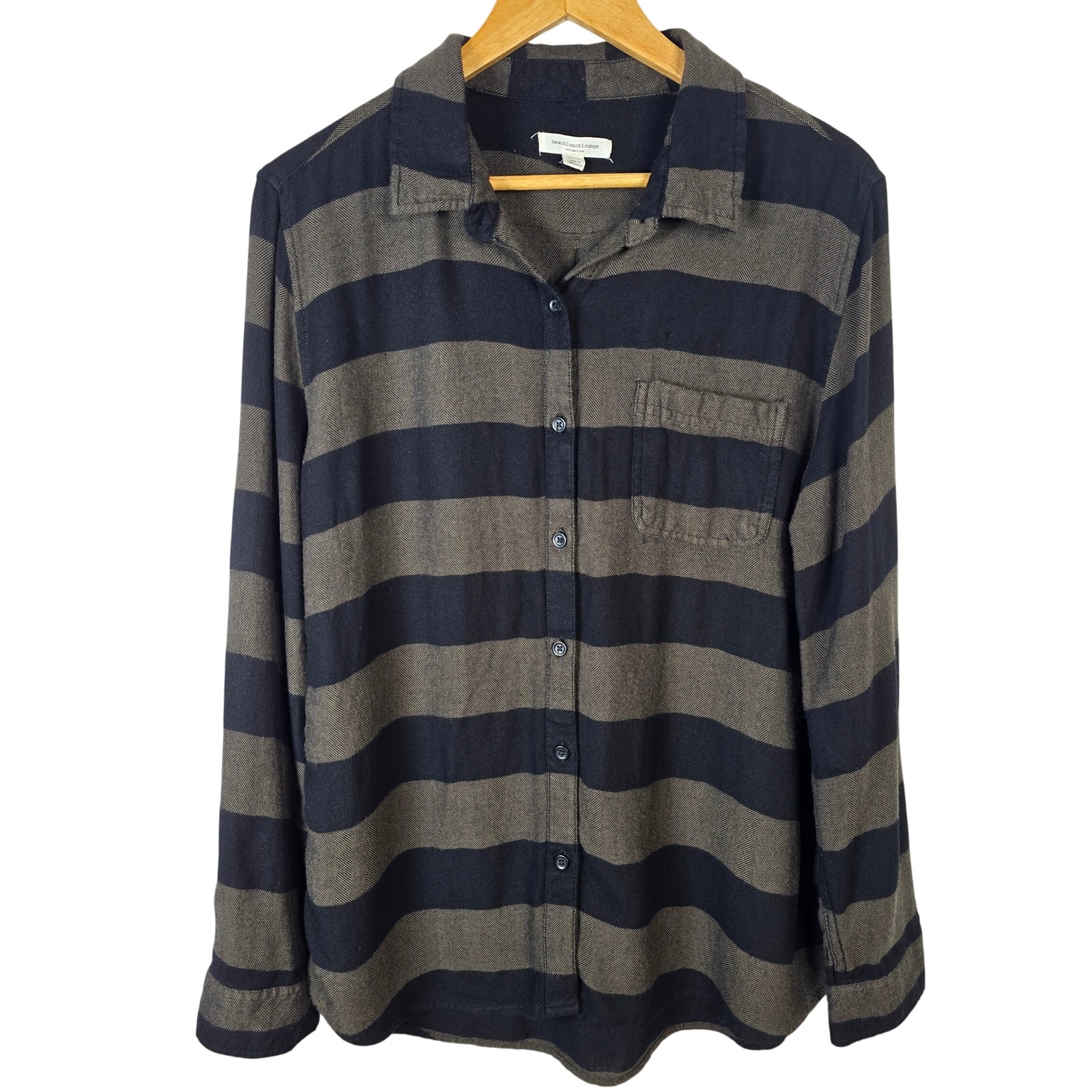 Beach Lunch Lounge Women's L Striped Long Sleeve Collared Button Up Rayon Shirt
